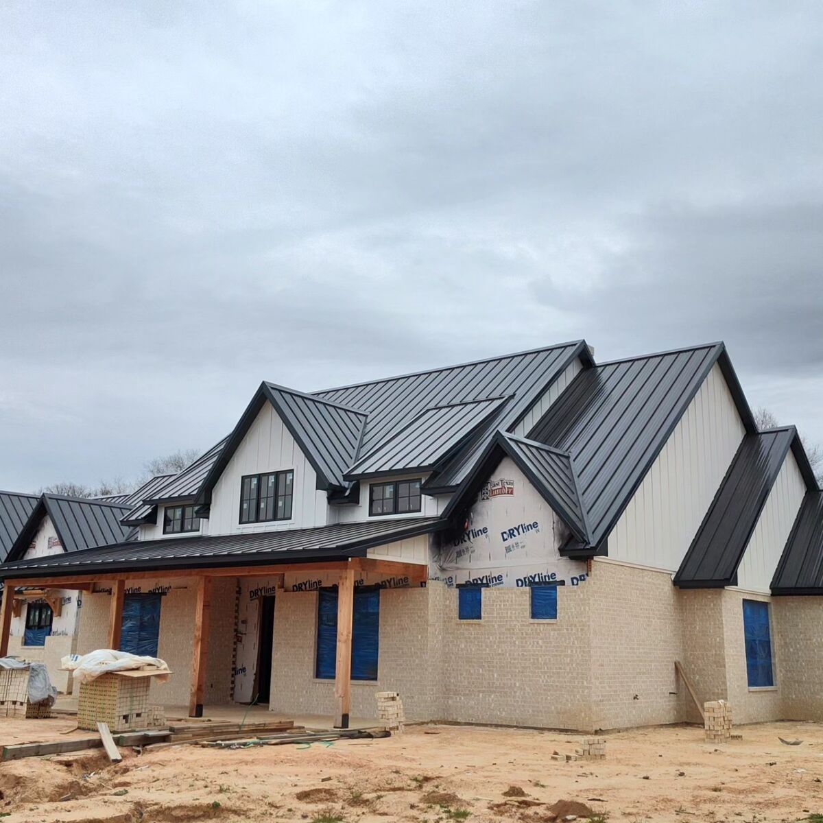 Preparing Your Longview Home for Hurricane Season: Roof Protection Tips